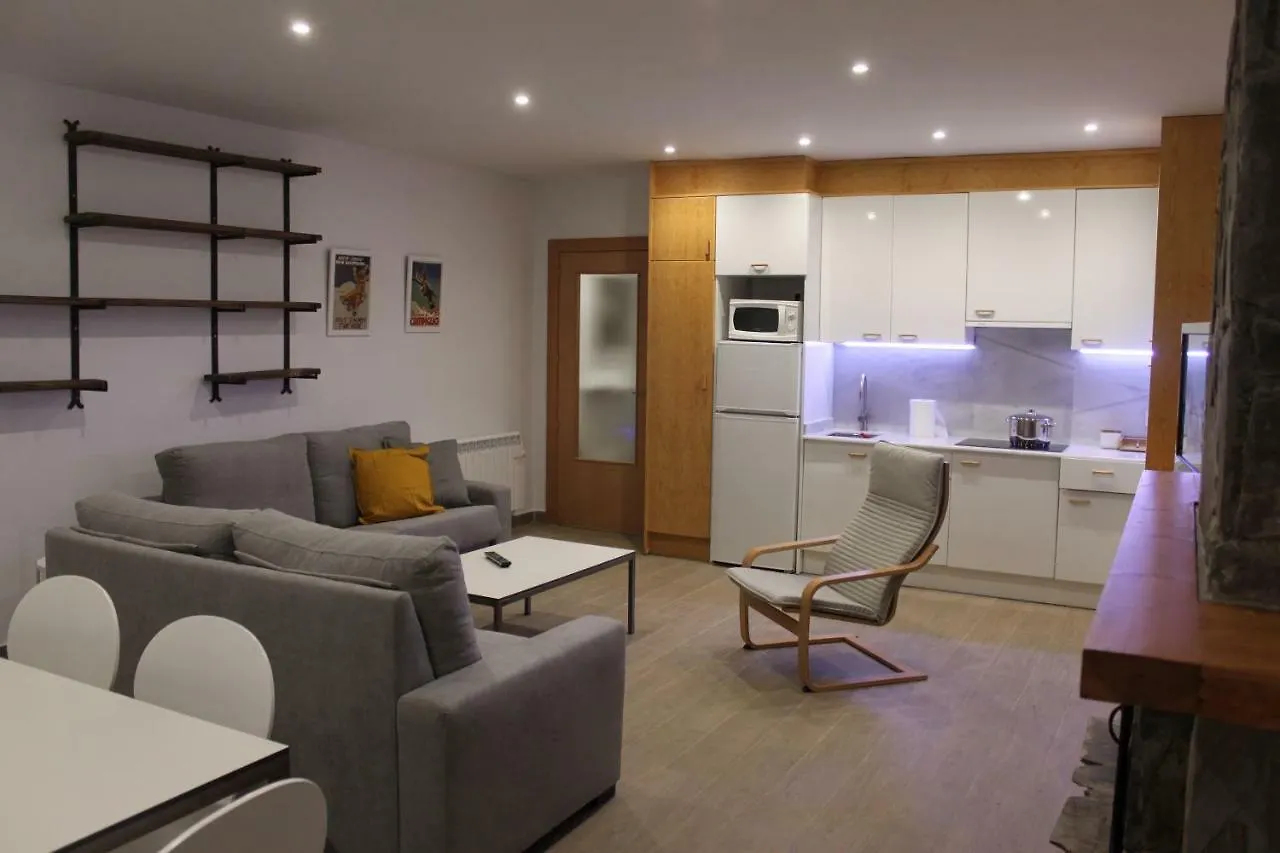 Apartamento Amplio Y Acogedor, En Plaza De Pradollano Sierra Nevada Apartment