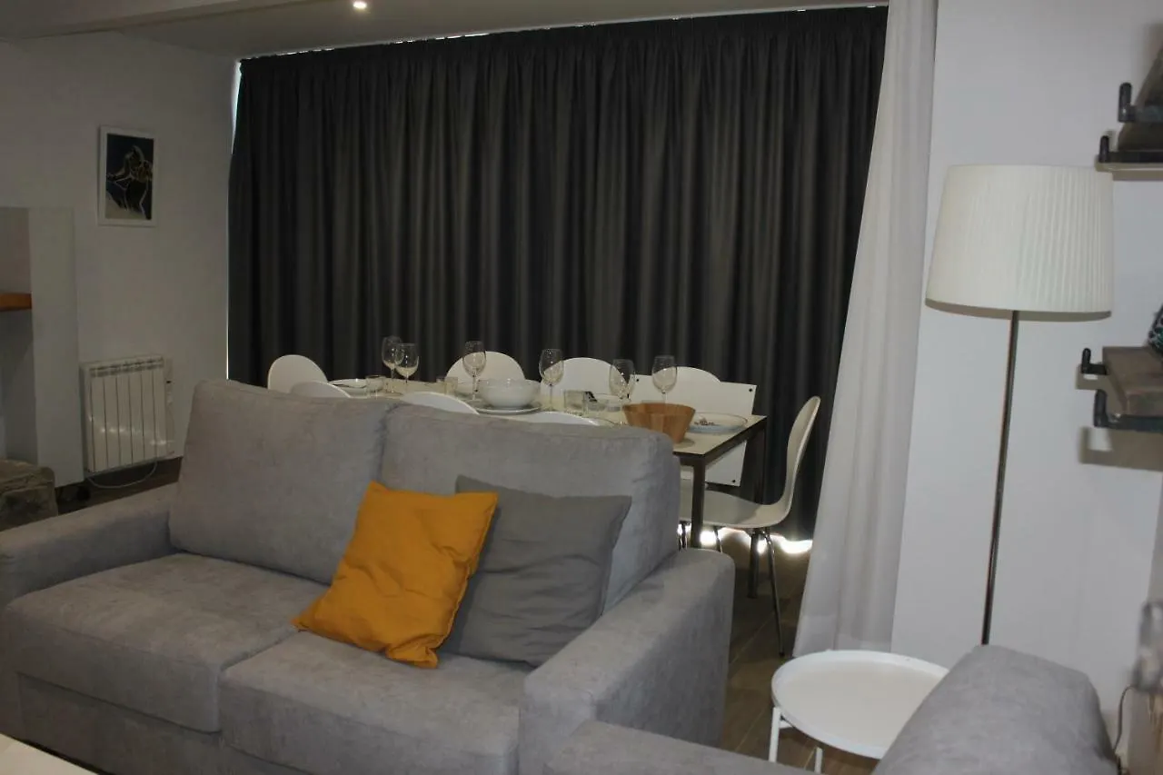 Apartamento Amplio Y Acogedor, En Plaza De Pradollano Sierra Nevada 0*,  Spain